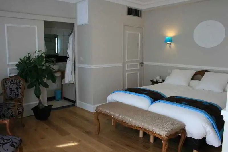 Hotel Jean Moët