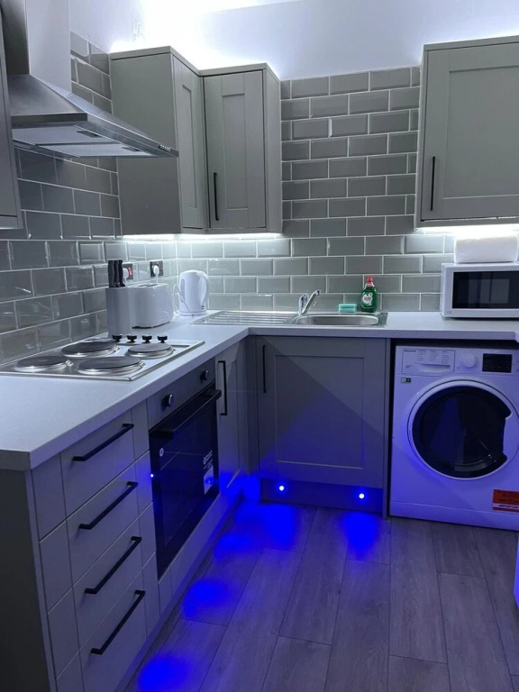 Luis apartments in Leeds