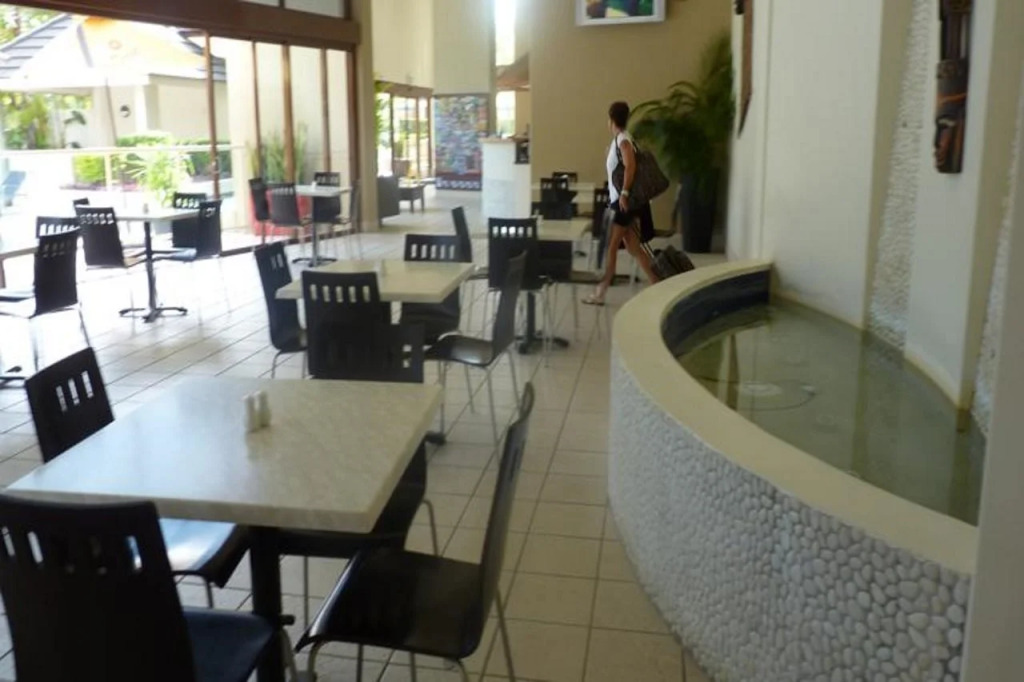 Broadbeach Savannah Resort