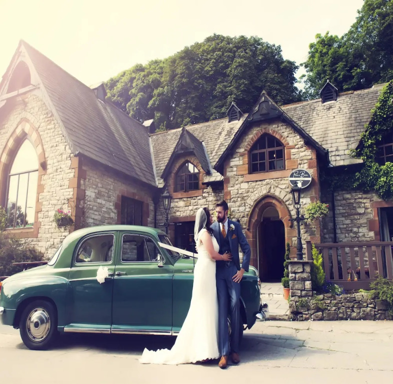 Chequers Lodge- Dalton-in- Furness- Self check in- for professionals and tourists