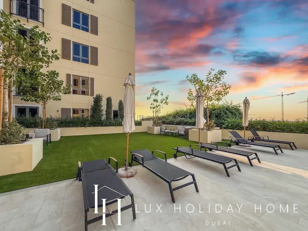 LUX  La Mer Infinity View-Luxury Boho 1