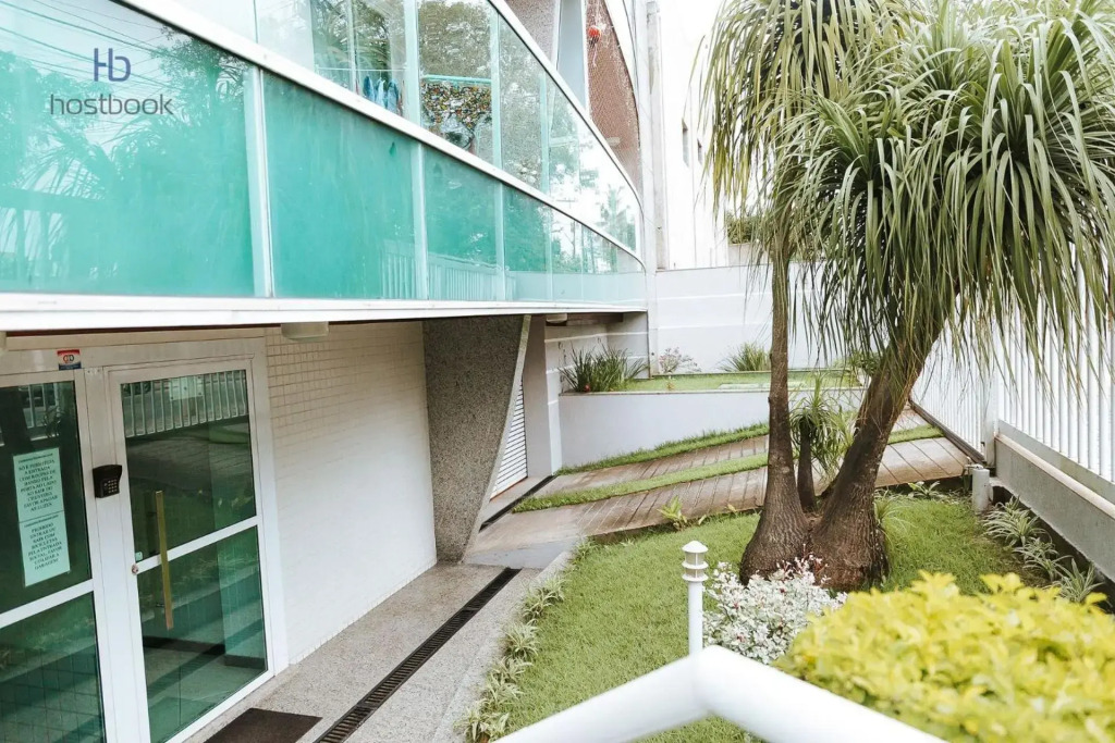 Apto a 200 m da praia do bosque - WIFI 200MB - Netflix - Cozinha equipada - Garagem - Ar condicionado