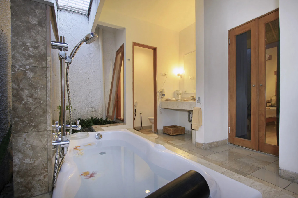The Lagoon Bali Pool Hotel and Suites