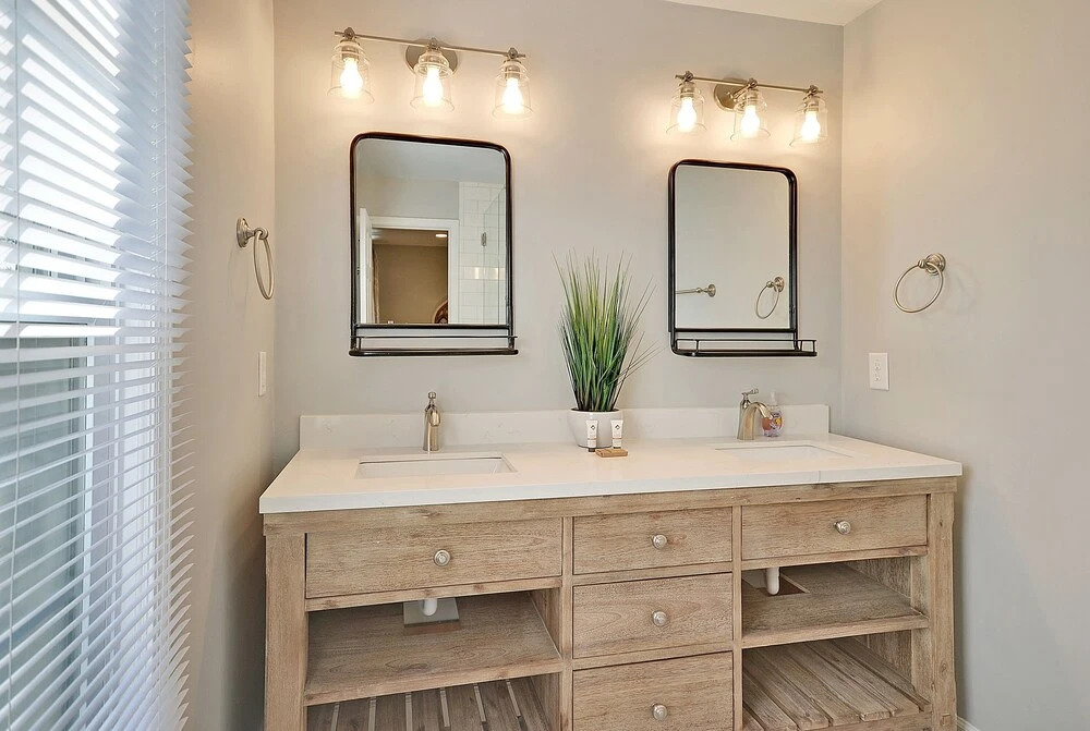 High-End Townhouse, Near Beach, Dining, Downtown townhouse