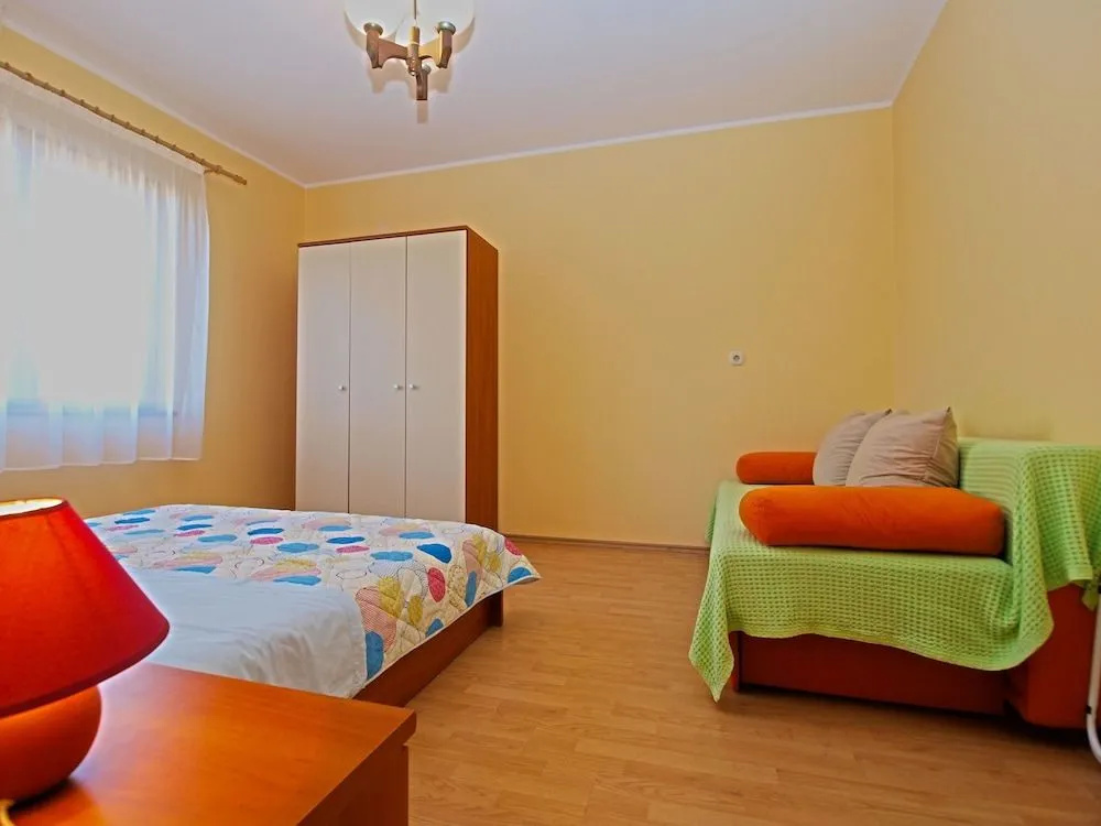 Apartment 1230