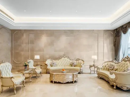 Vienna International Hotel (Chongqing Dazu Center)