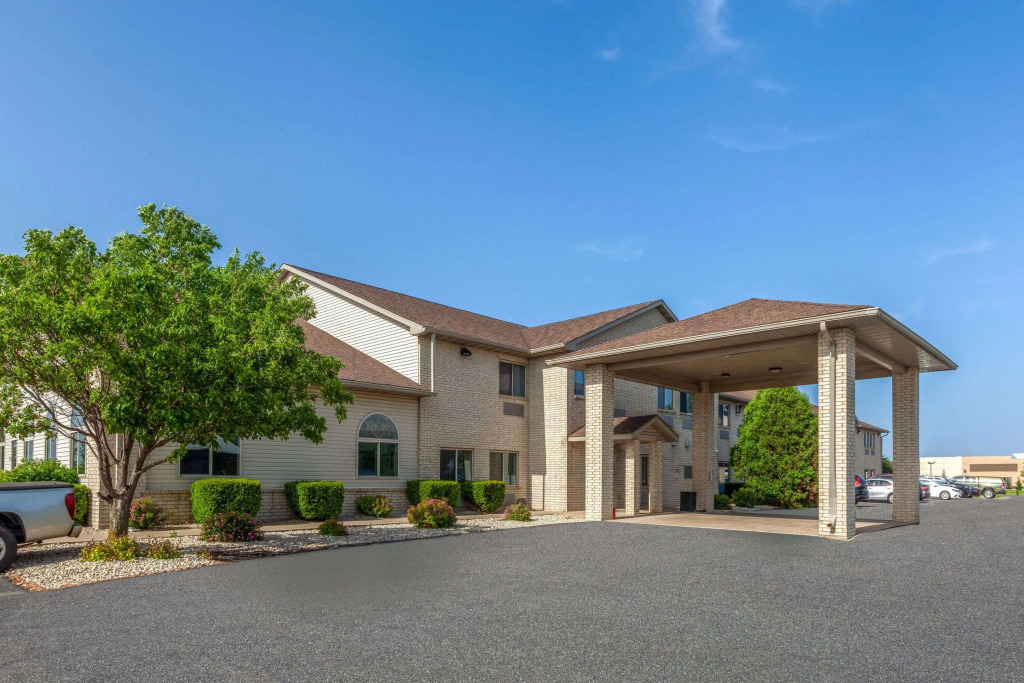 Days Inn by Wyndham Racine/Sturtevant