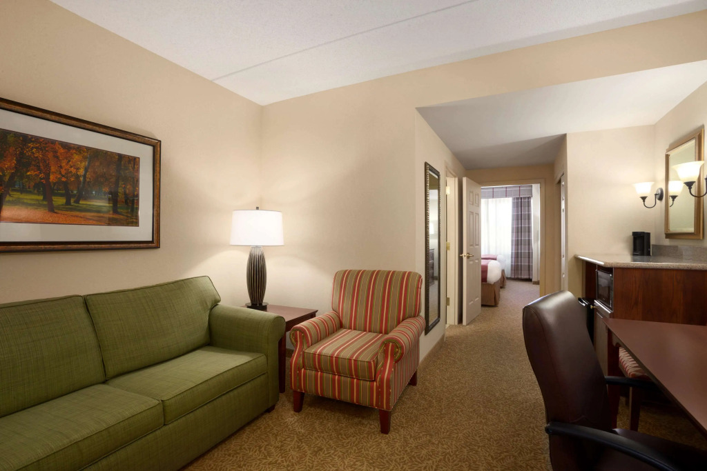 Country Inn & Suites by Radisson, State College Penn State Area , PA