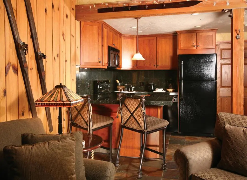 Aspen Square Condominium Hotel