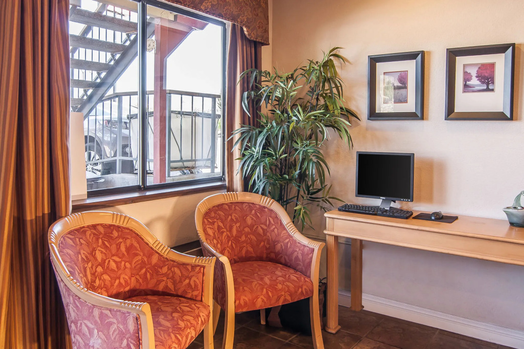 Ashland Valley Inn