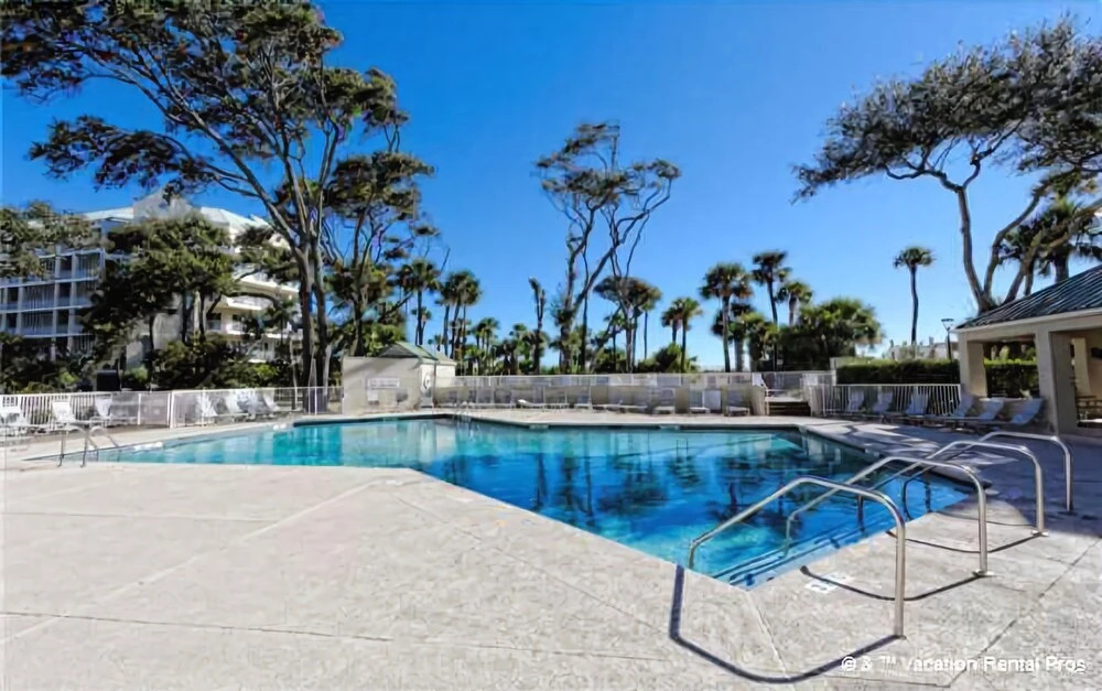 Barrington Park 706 - Two Bedroom Condo