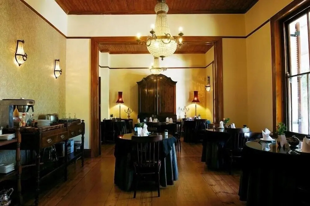 Roosenwijn Guesthouse