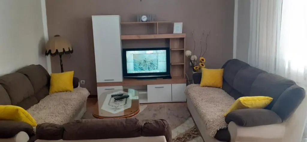 Apartman Lara