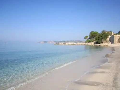 Rosas Beach Studios