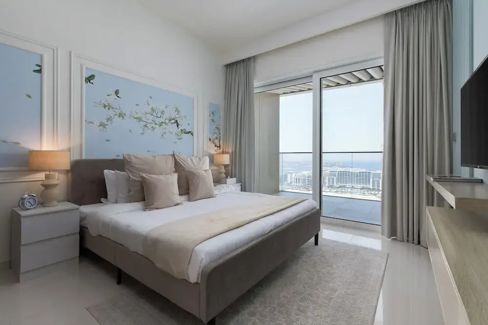 Maison Privee - Waterfront Living w/ Unparalleled Sea and Palm Vws