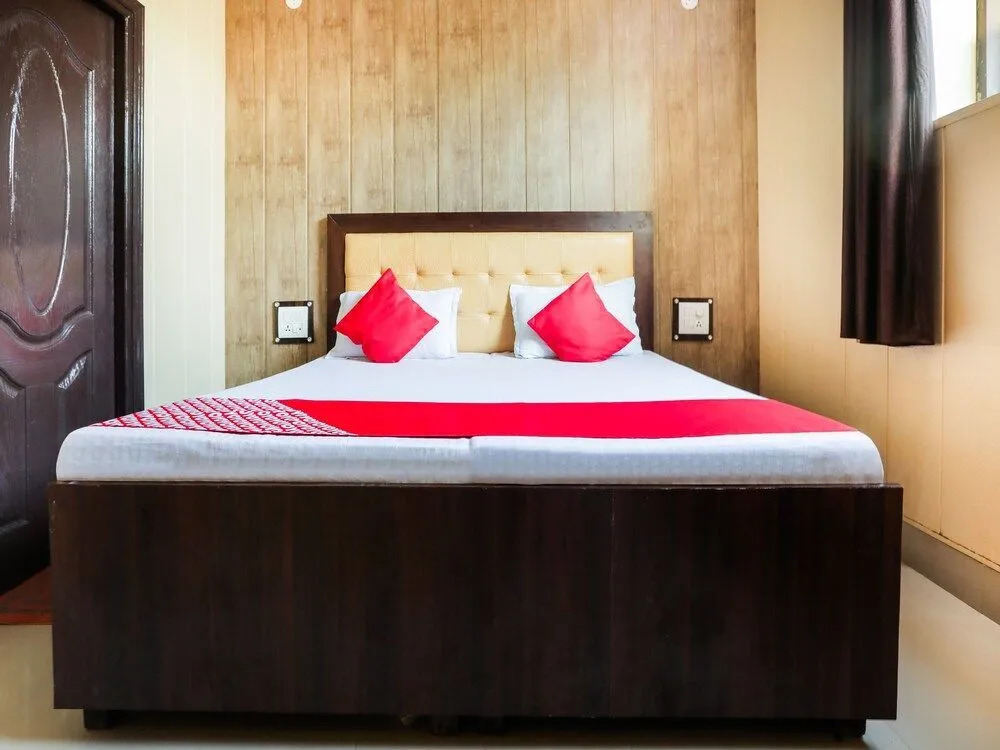 Hotel J7 International By OYO Rooms