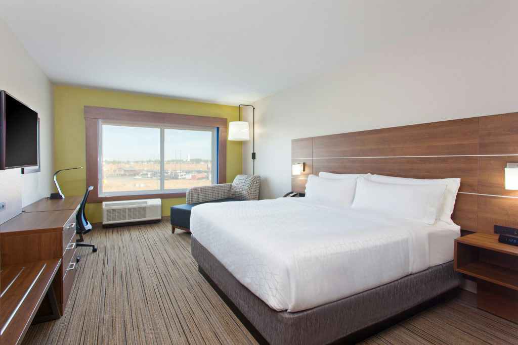 Holiday Inn Express & Suites Moses Lake by IHG