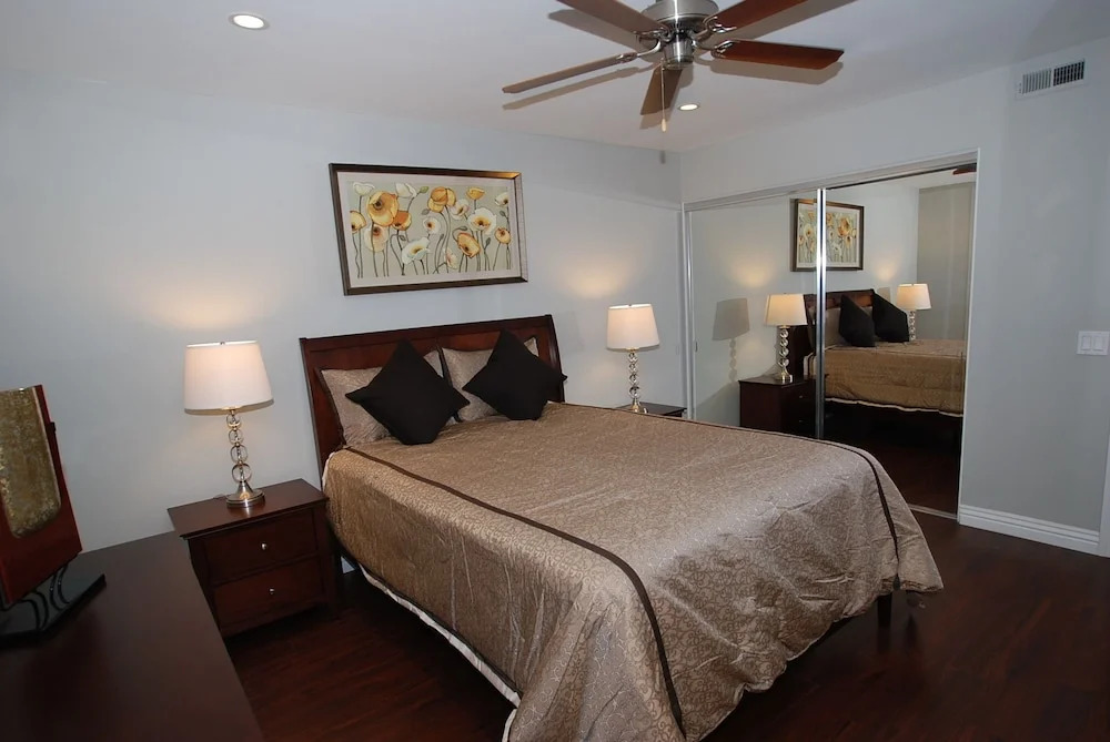 5104 Seashore A (68291) 2 Bedroom Duplex