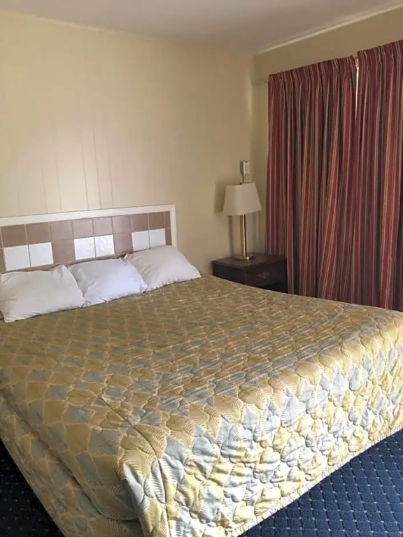 Grand Motel