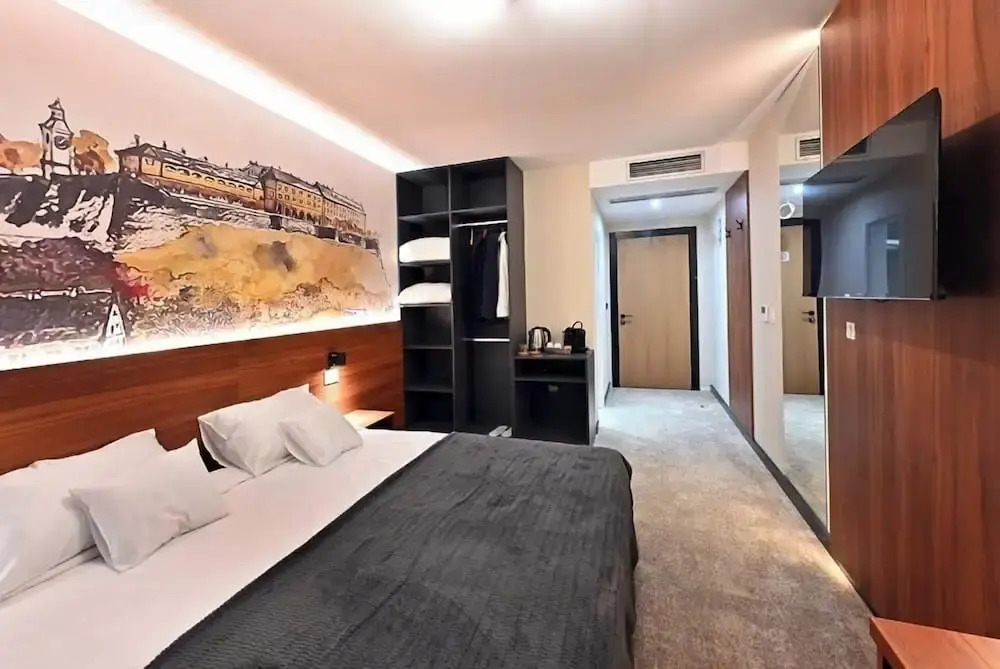 Tvrdjava Rooms - Novi Sad