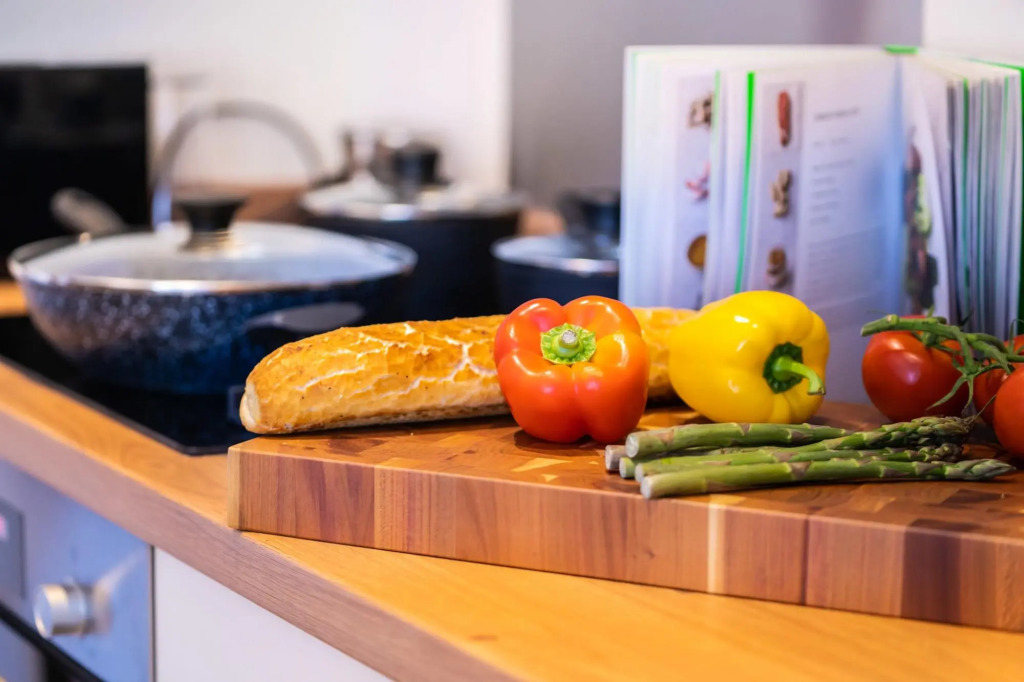 King Street Residence - 2 Bedrooms - Parking - Town Centre ⭐ ⭐⭐⭐⭐