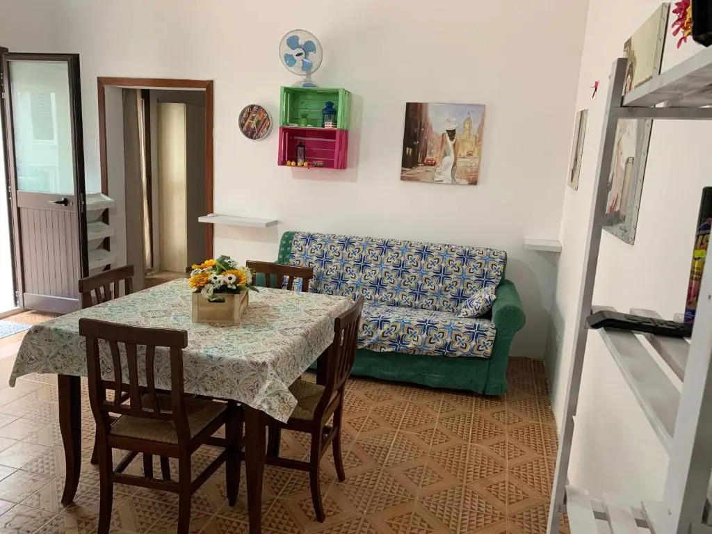 Casa al centro, a 30 metri dalla spiaggia
