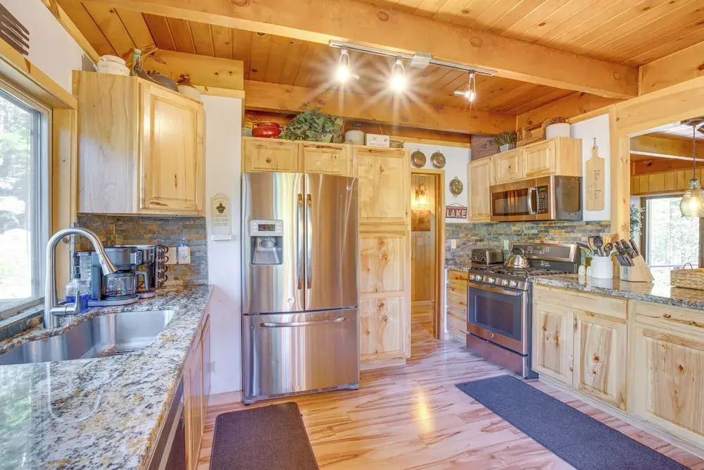 10 Mi to Ski Slopes: South Lake Tahoe Home