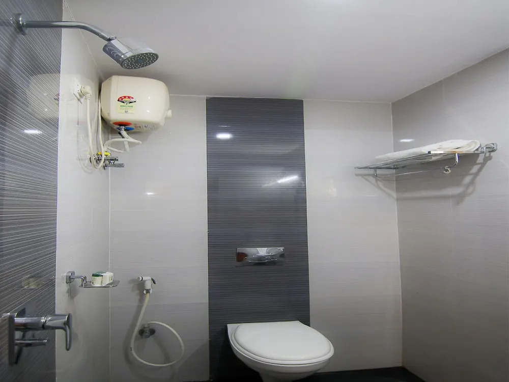 The Mak Inn Hotel - Affordable Luxury Stay