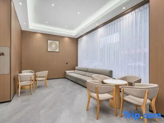 Yaning Hotel (Teng County Xunjiang Park)