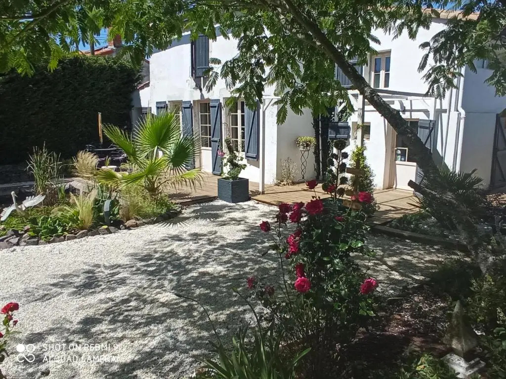 Le Mas des Vignes Chambres d hôtes et Suite en Vendée piscine chauffée