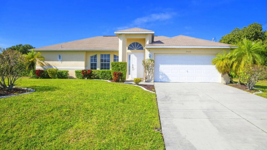 NEW! Villa Waterview