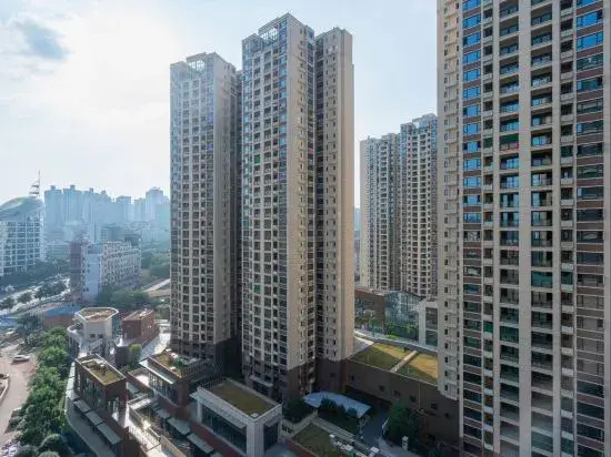 Wanda Yue, Luzhou Bubugao Square