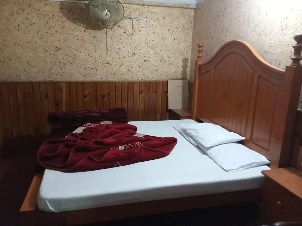 New Shabistan Hotel