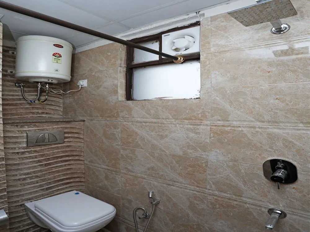 OYO 13555 Corporate serviced apartments Hotel