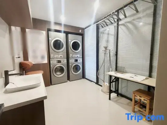 Millennium Walk Wei Cheng Sha Travel Cultural Hotel (Gulou Branch)