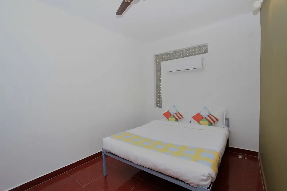 Jk Residency by OYO Rooms