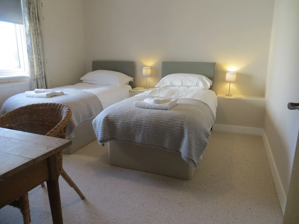 Seaside Retreat Superb Quality Family House