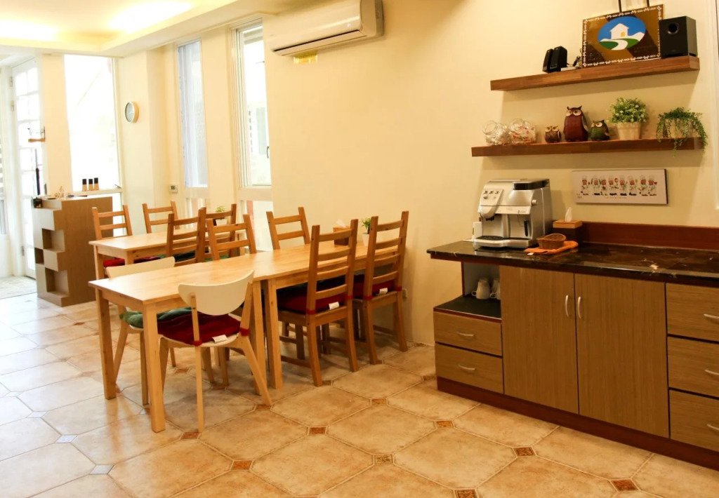 輕旅小站 Soft Travel Hostel