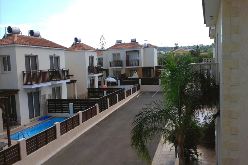 Amadora Luxury Villas