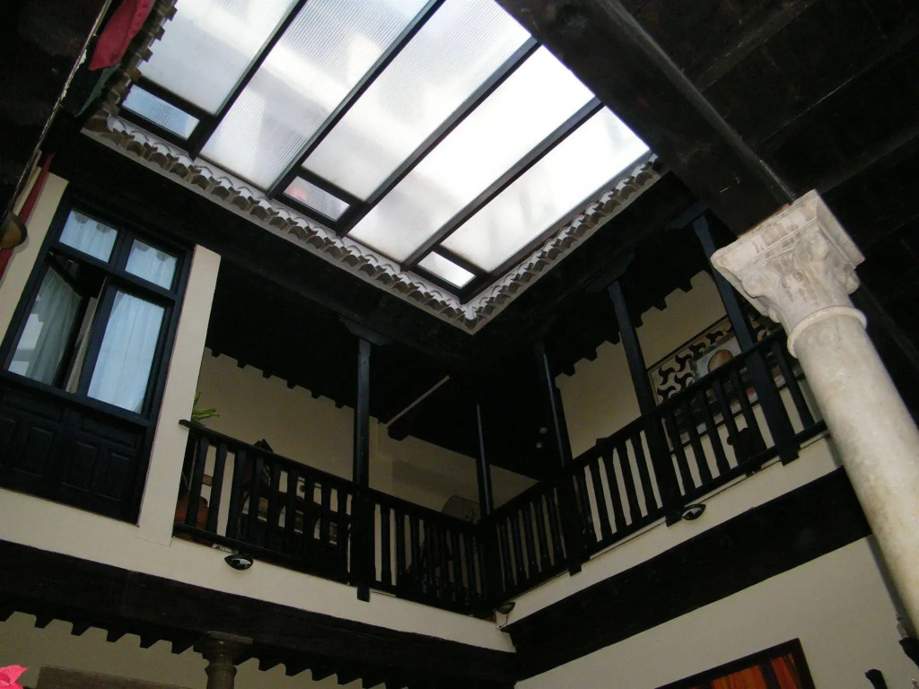 Hotel Rosa De oro