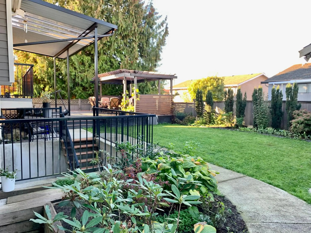 Spacious Burnaby Guest Home