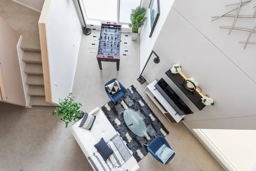 TWO Modern Penthouses on Mass by CozySuites