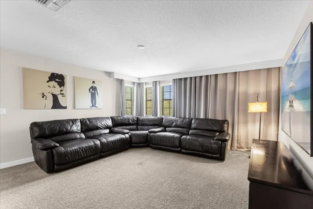 7 Bedrooms 5 Bathrooms Champions Gate 1532 Mv