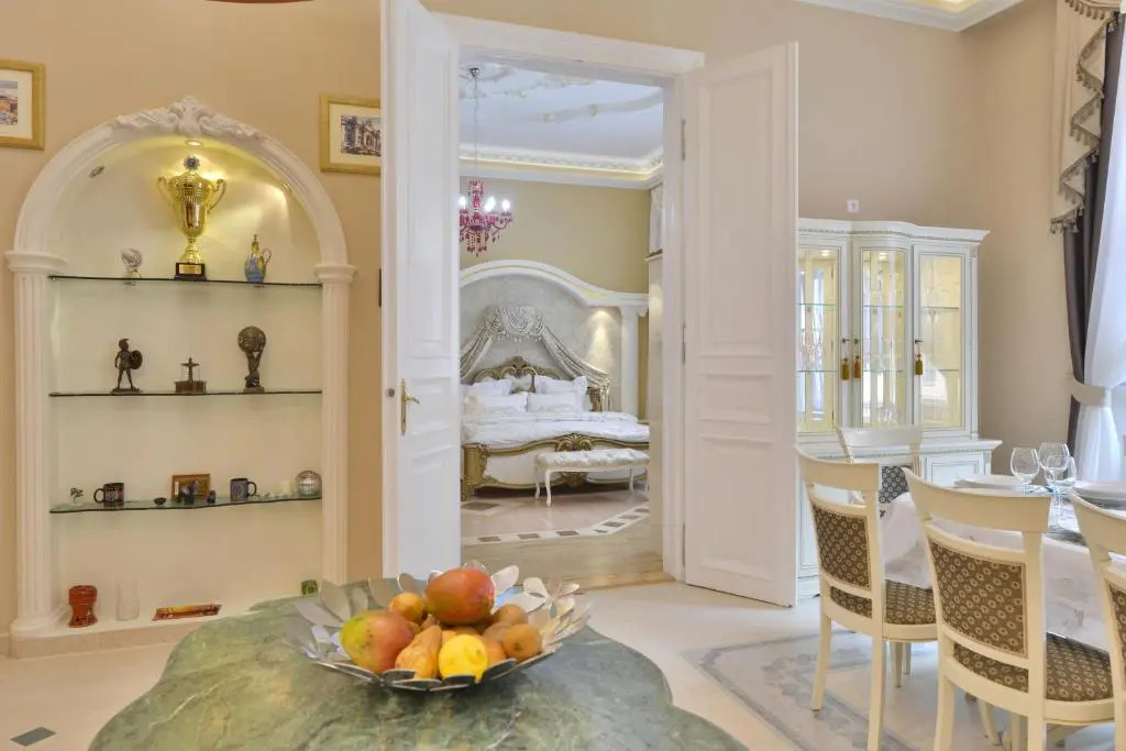 Roza Luxury Apartment