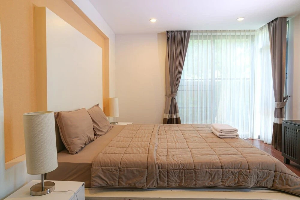 4 Br Private Villa in V49 Pattaya w/ Village Pool