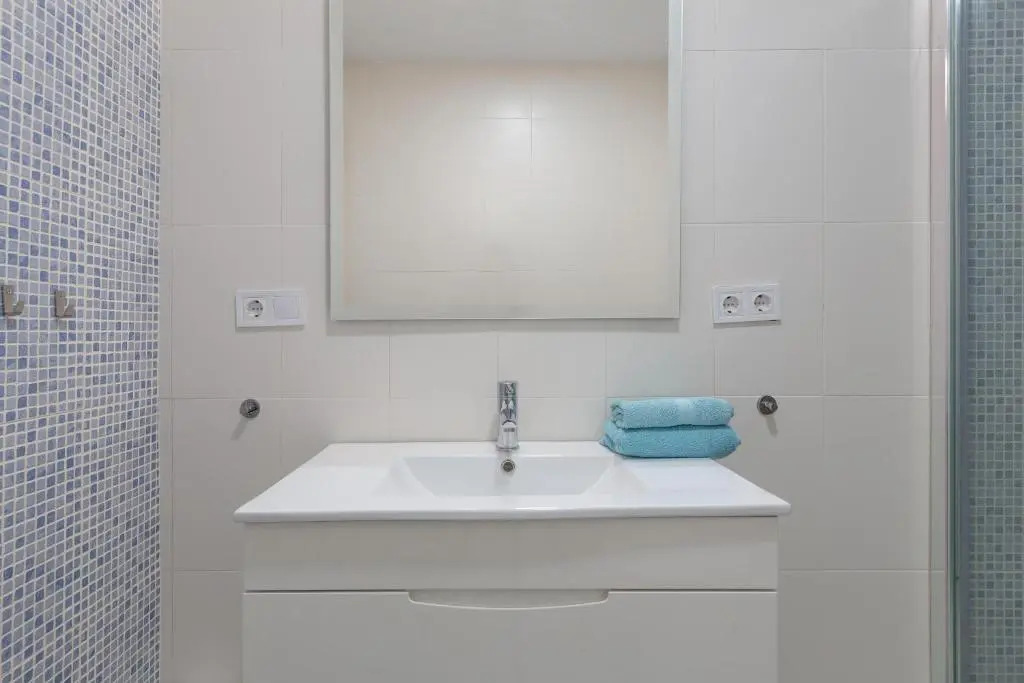 New modern 2-bedroom appartment