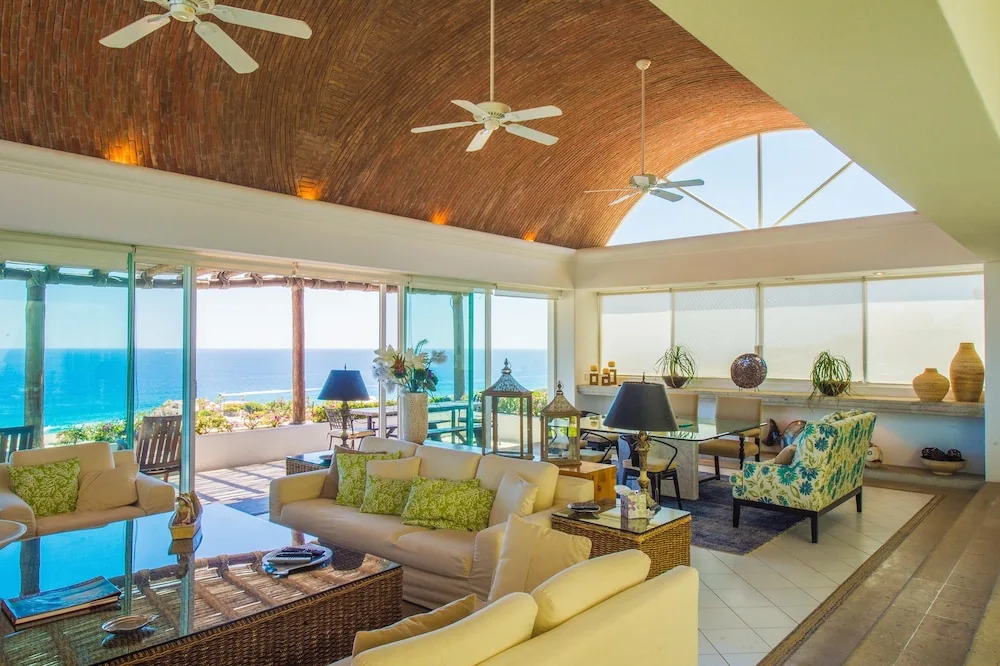Amazing Ocean View From 6 Bedroom Pedregal Home: Villa Cerca del Cielo