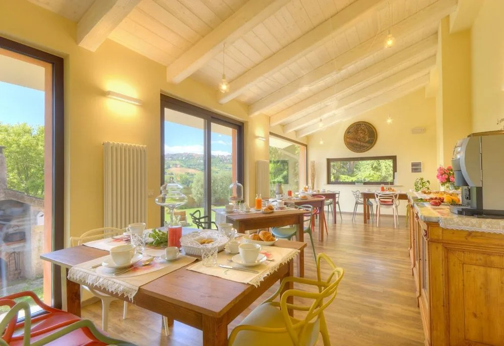 Bellafiora Bed & Breakfast