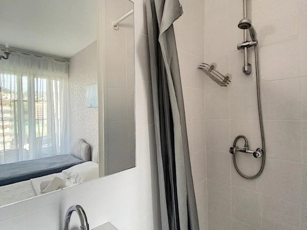 Appartement Cannes, 3 pièces, 6 personnes - FR-1-470-8