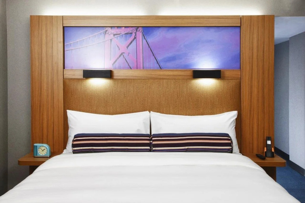 Aloft by Marriott San Francisco Airport